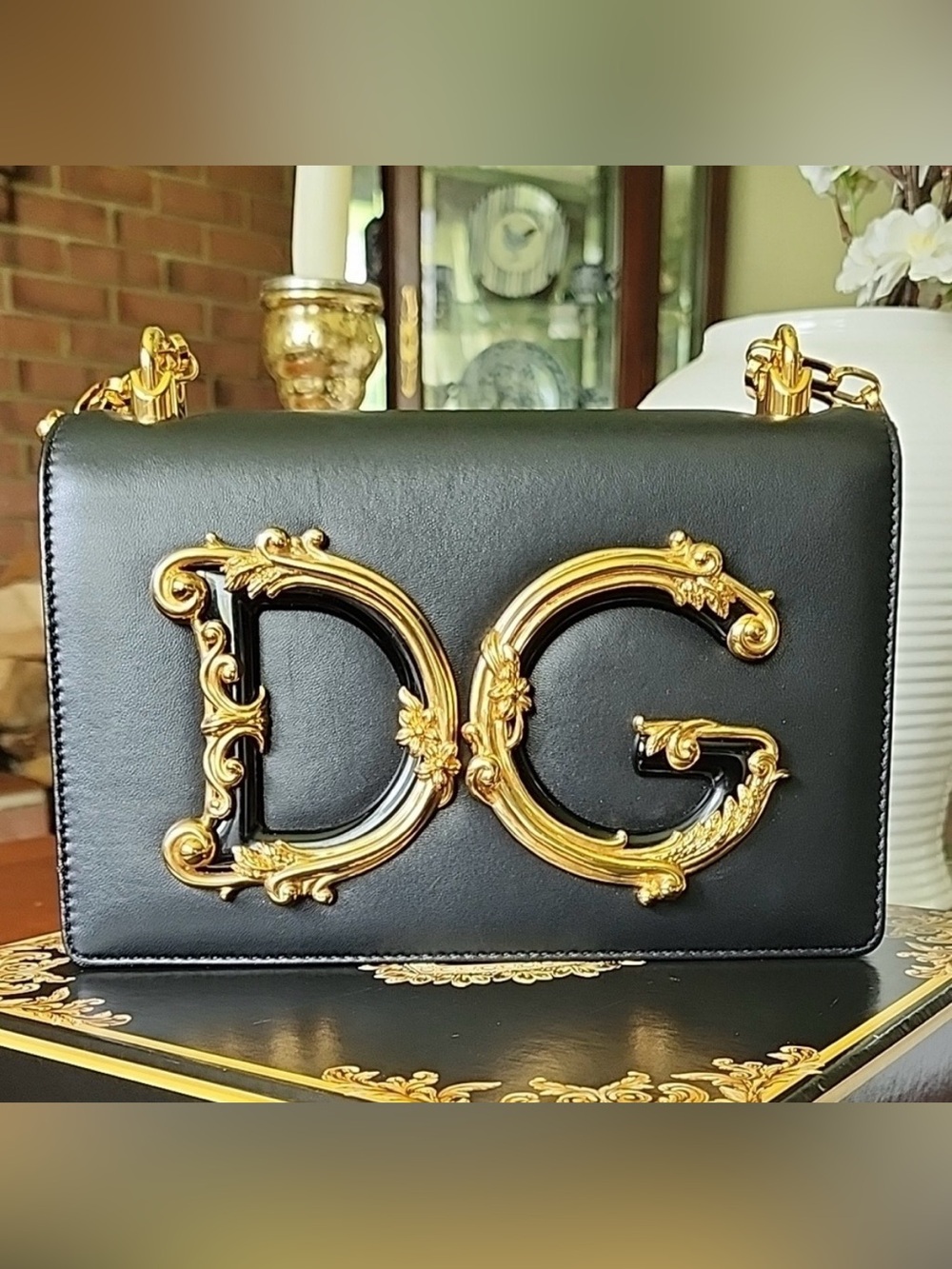 Dolce Gabbana 💅🥂 DG Girls Black Leather Gold Chain Shoulder Bag Purse - Picture 2 of 8